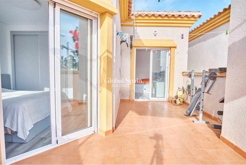 Wiederverkauf - VILLA -
LOS MONTESINOS - Costa Blanca