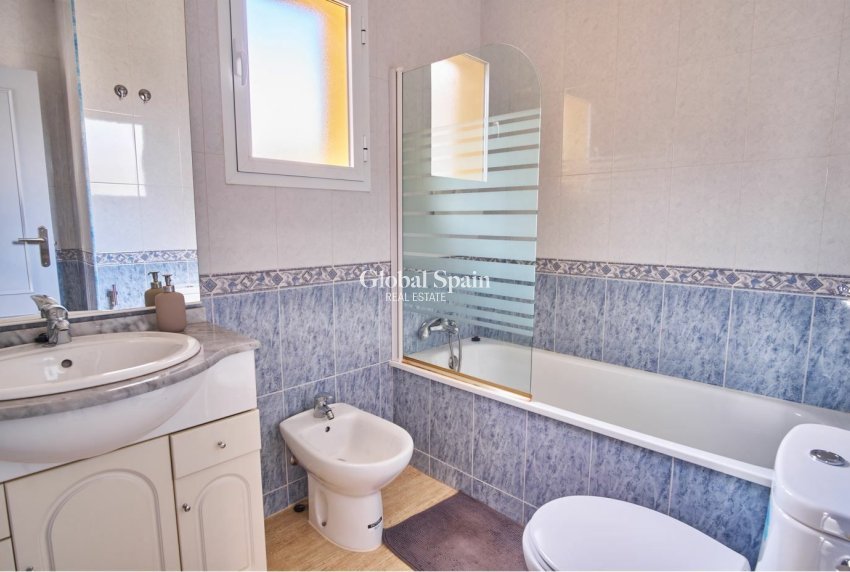 Wiederverkauf - VILLA -
LOS MONTESINOS - Costa Blanca