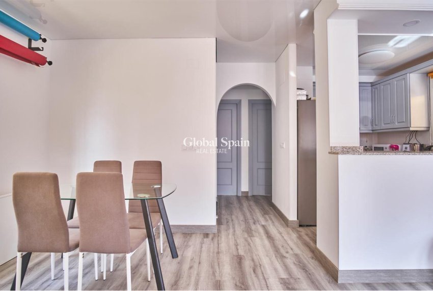 Wiederverkauf - VILLA -
LOS MONTESINOS - Costa Blanca