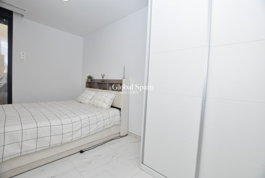 Wiederverkauf - VILLA -
LOS MONTESINOS - Costa Blanca