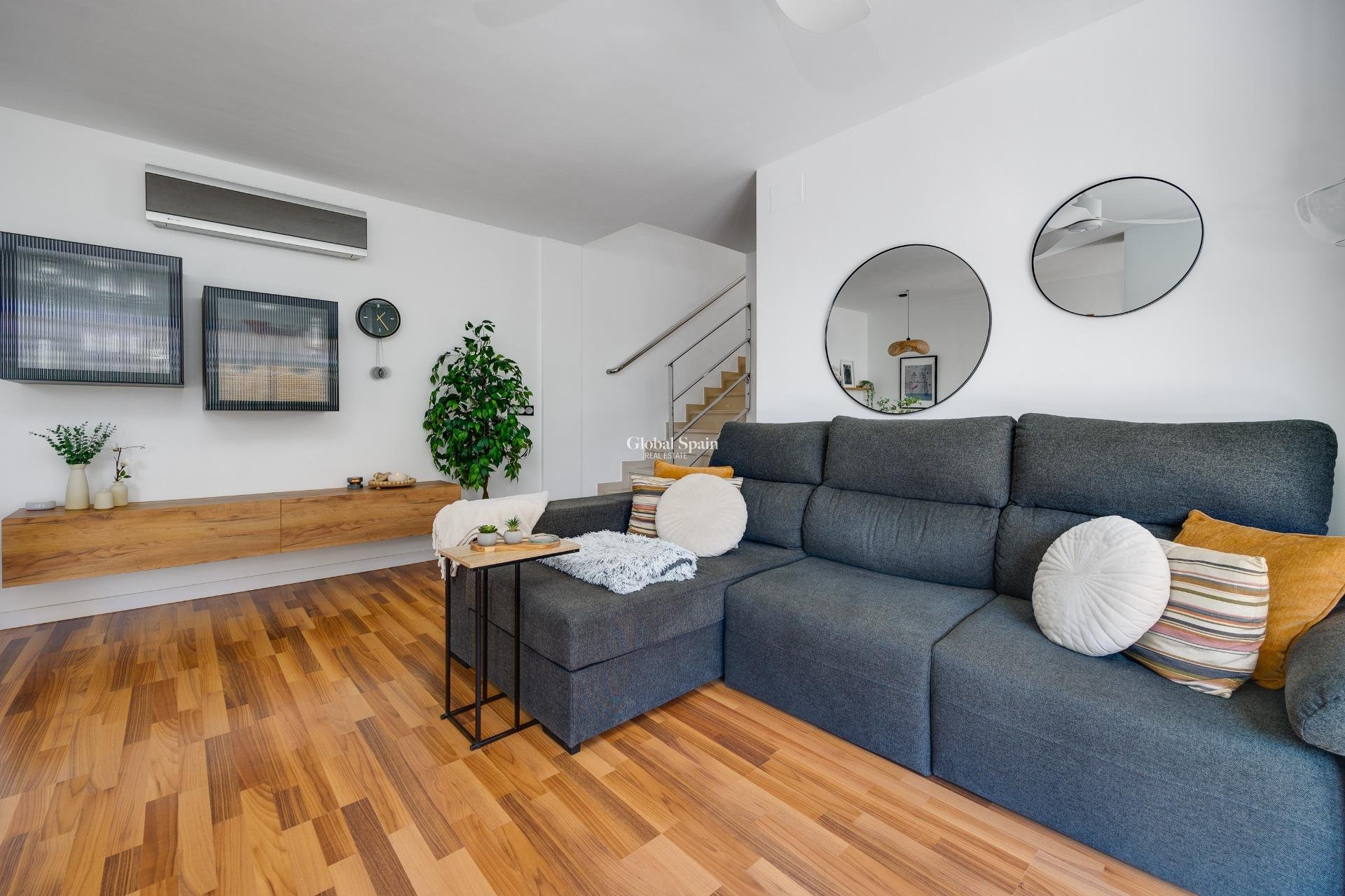 Wiederverkauf - VILLA -
LOS MONTESINOS - La Herrada