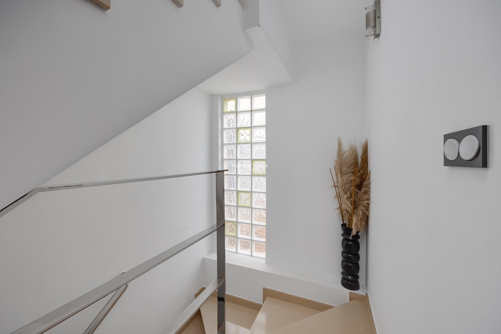 Wiederverkauf - VILLA -
LOS MONTESINOS - La Herrada