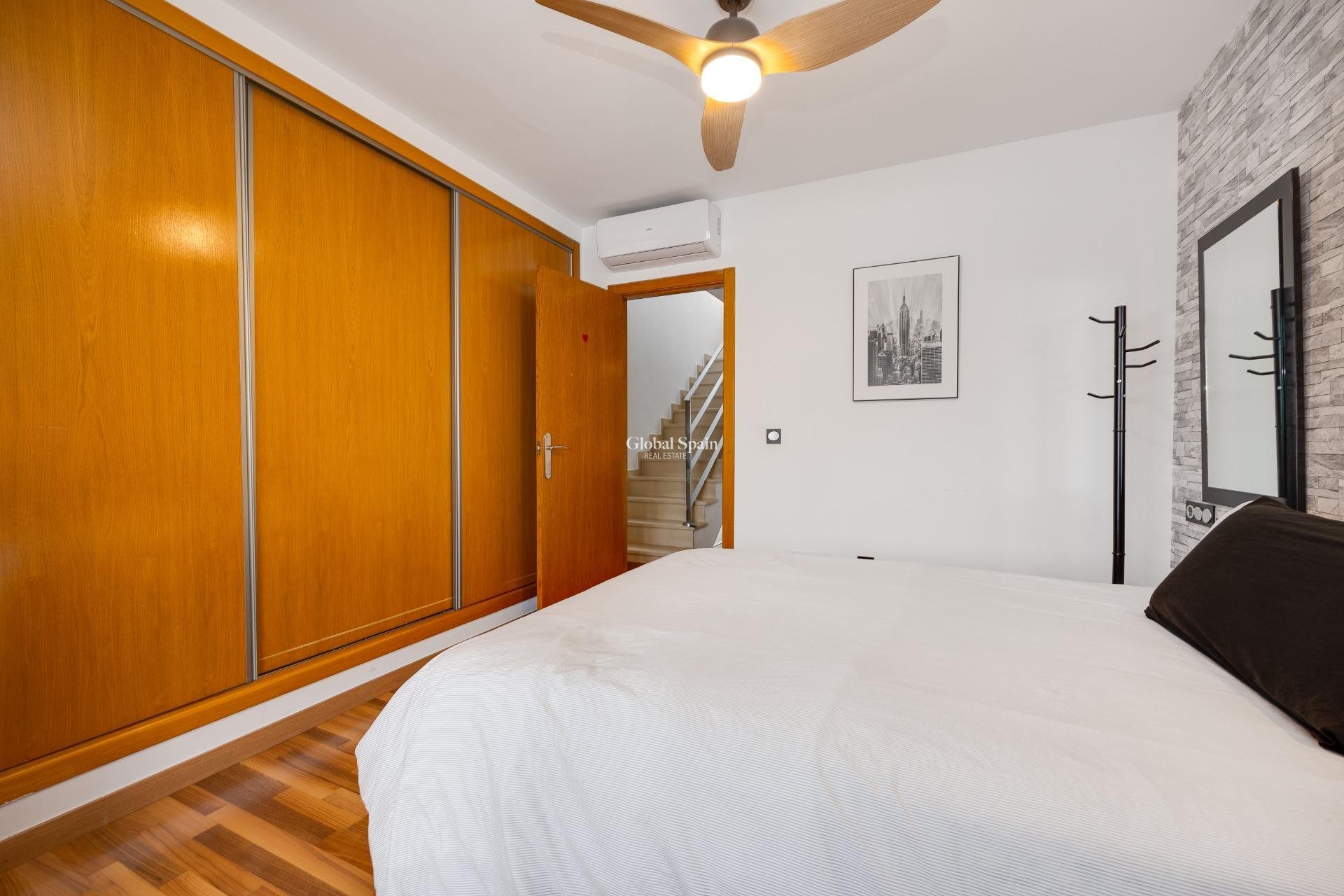 Wiederverkauf - VILLA -
LOS MONTESINOS - La Herrada