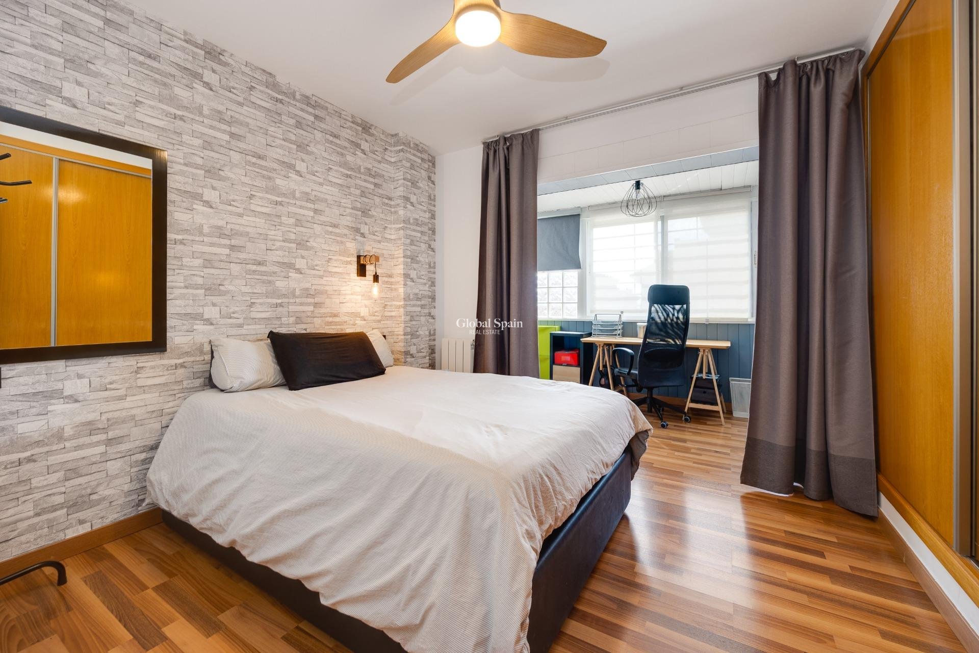 Wiederverkauf - VILLA -
LOS MONTESINOS - La Herrada