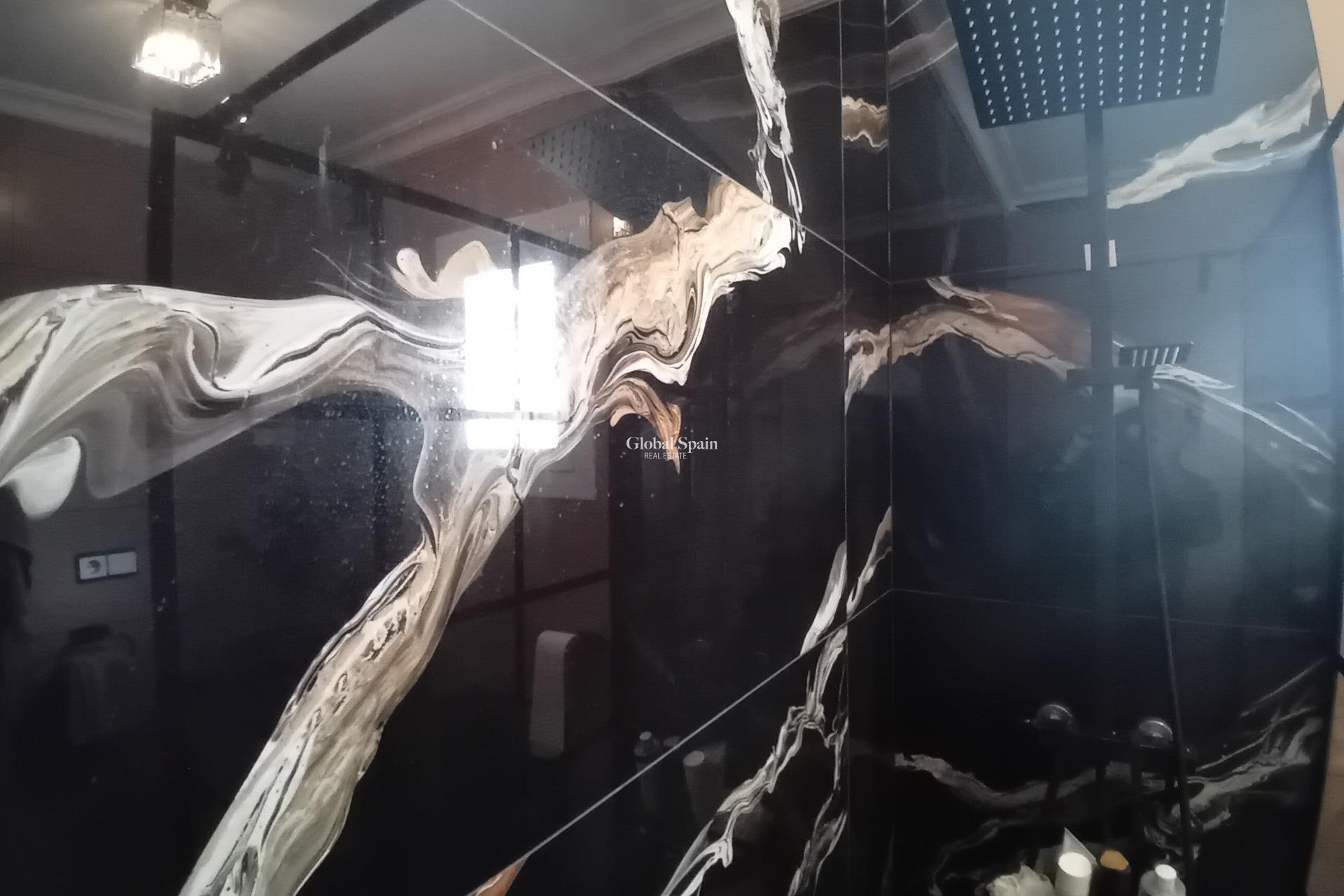 Wiederverkauf - VILLA -
MAZARRÓN - Camposol