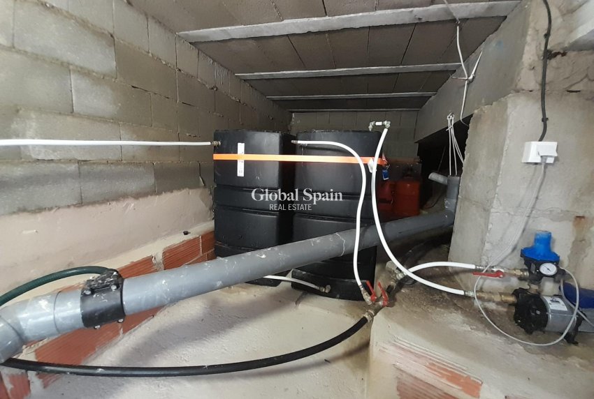 Wiederverkauf - VILLA -
MAZARRÓN - Camposol