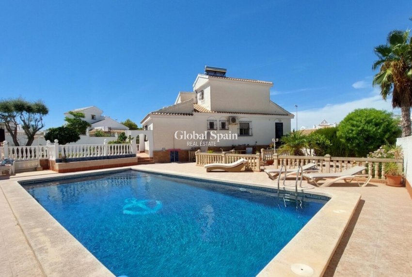 Wiederverkauf - VILLA -
MAZARRÓN - Costa Calida