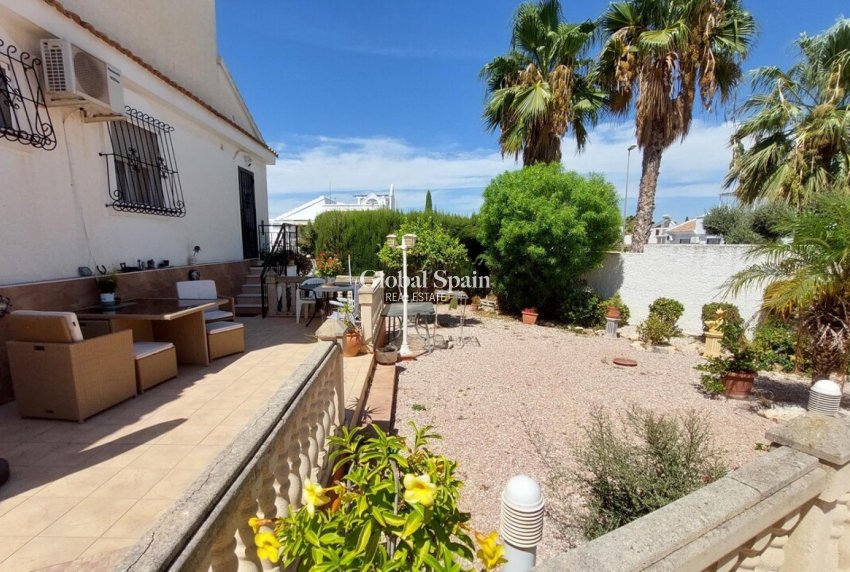 Wiederverkauf - VILLA -
MAZARRÓN - Costa Calida