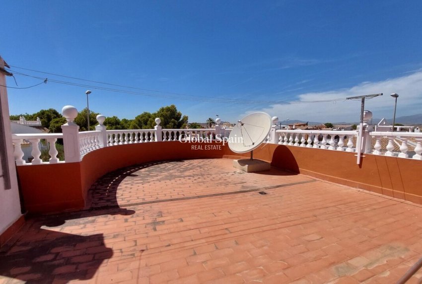Wiederverkauf - VILLA -
MAZARRÓN - Costa Calida