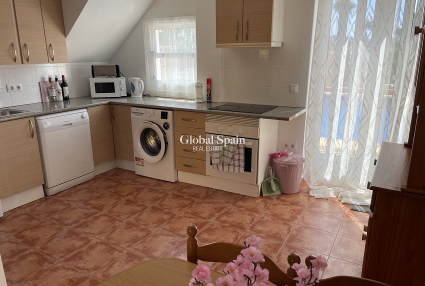 Wiederverkauf - VILLA -
MAZARRÓN - Inland