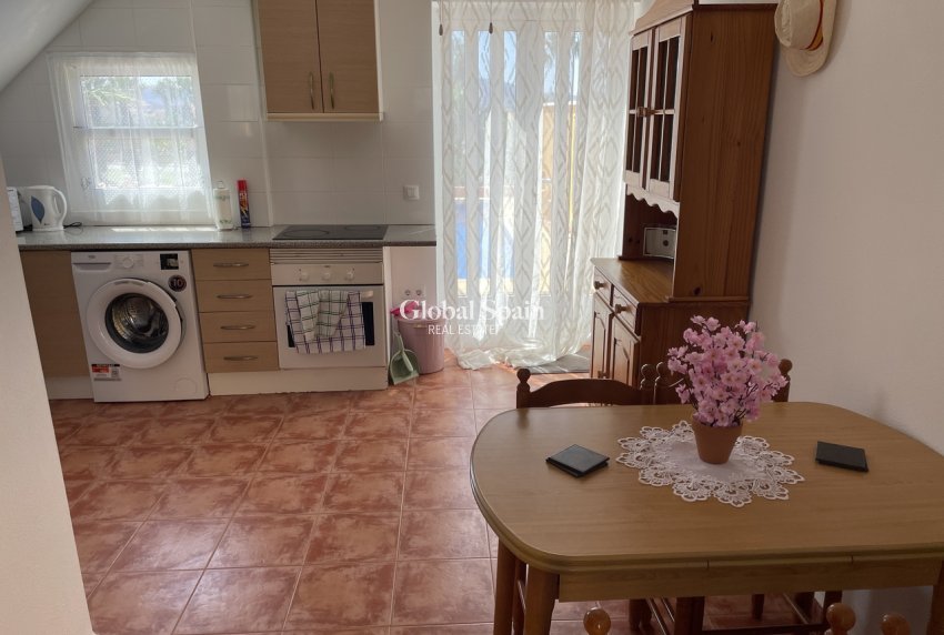 Wiederverkauf - VILLA -
MAZARRÓN - Inland