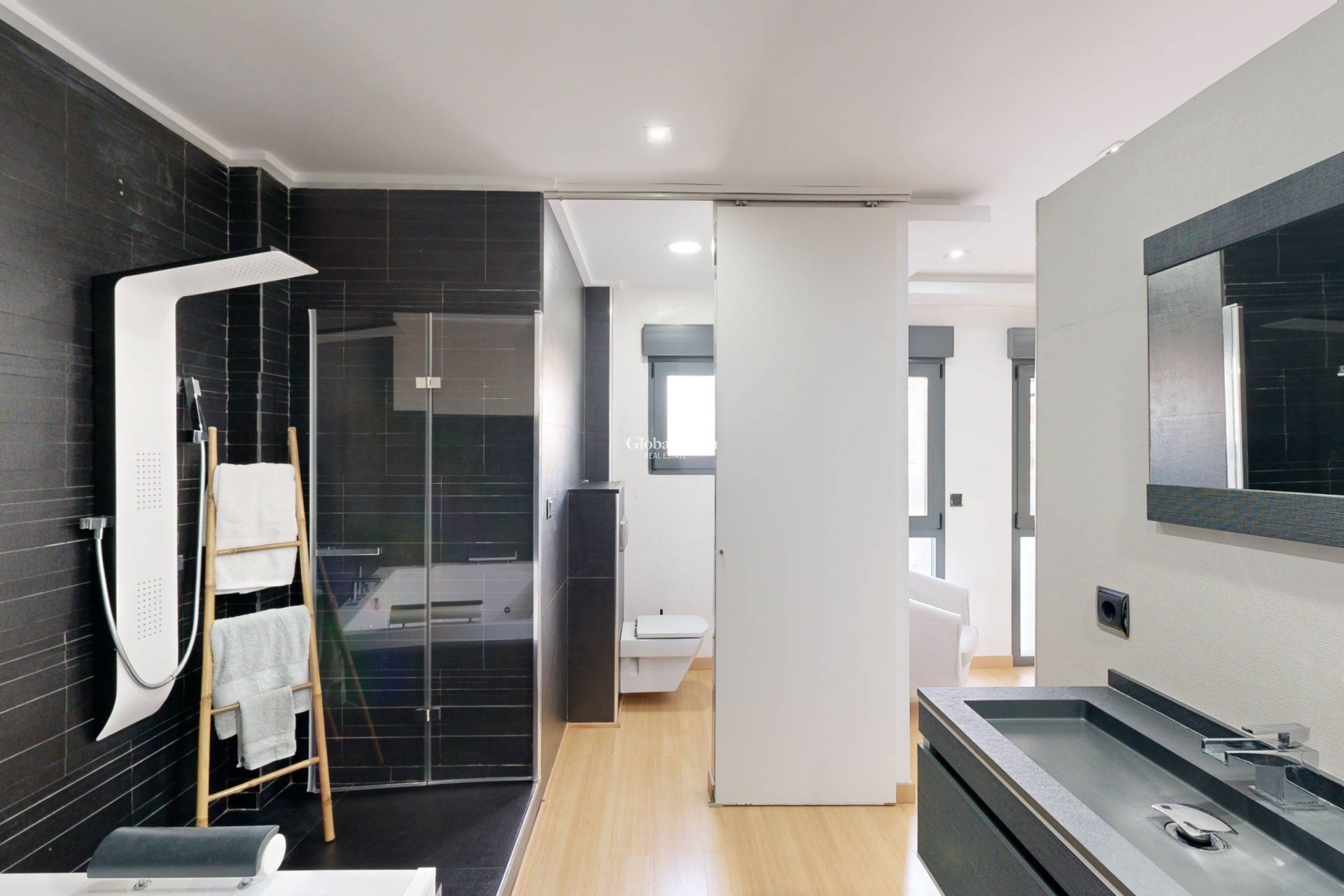 Wiederverkauf - VILLA -
MOLINA DEL SEGURA - Torrealta