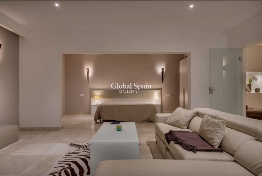 Wiederverkauf - VILLA -
MORAIRA_TEULADA - Costa Blanca