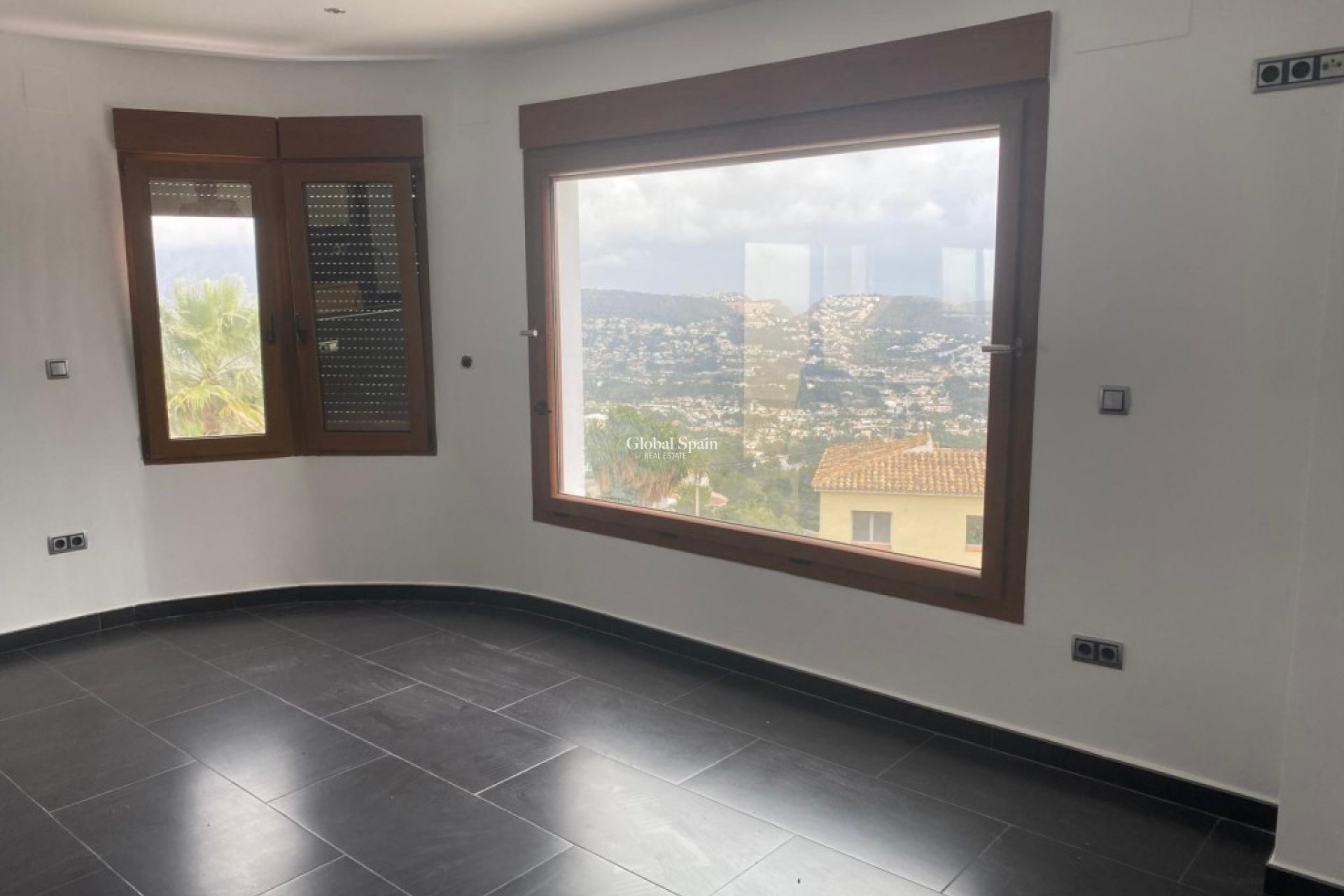 Wiederverkauf - VILLA -
MORAIRA_TEULADA - Costa Blanca