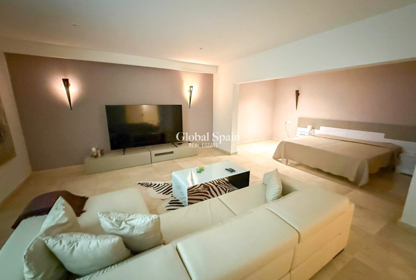 Wiederverkauf - VILLA -
MORAIRA_TEULADA - El Portet - Pla Del Mar