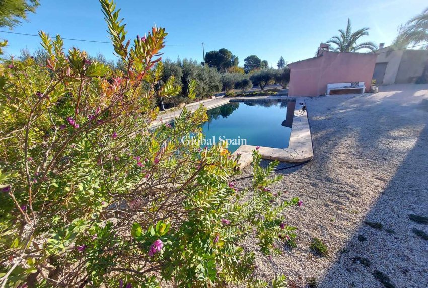 Wiederverkauf - VILLA -
MURCIA - Inland