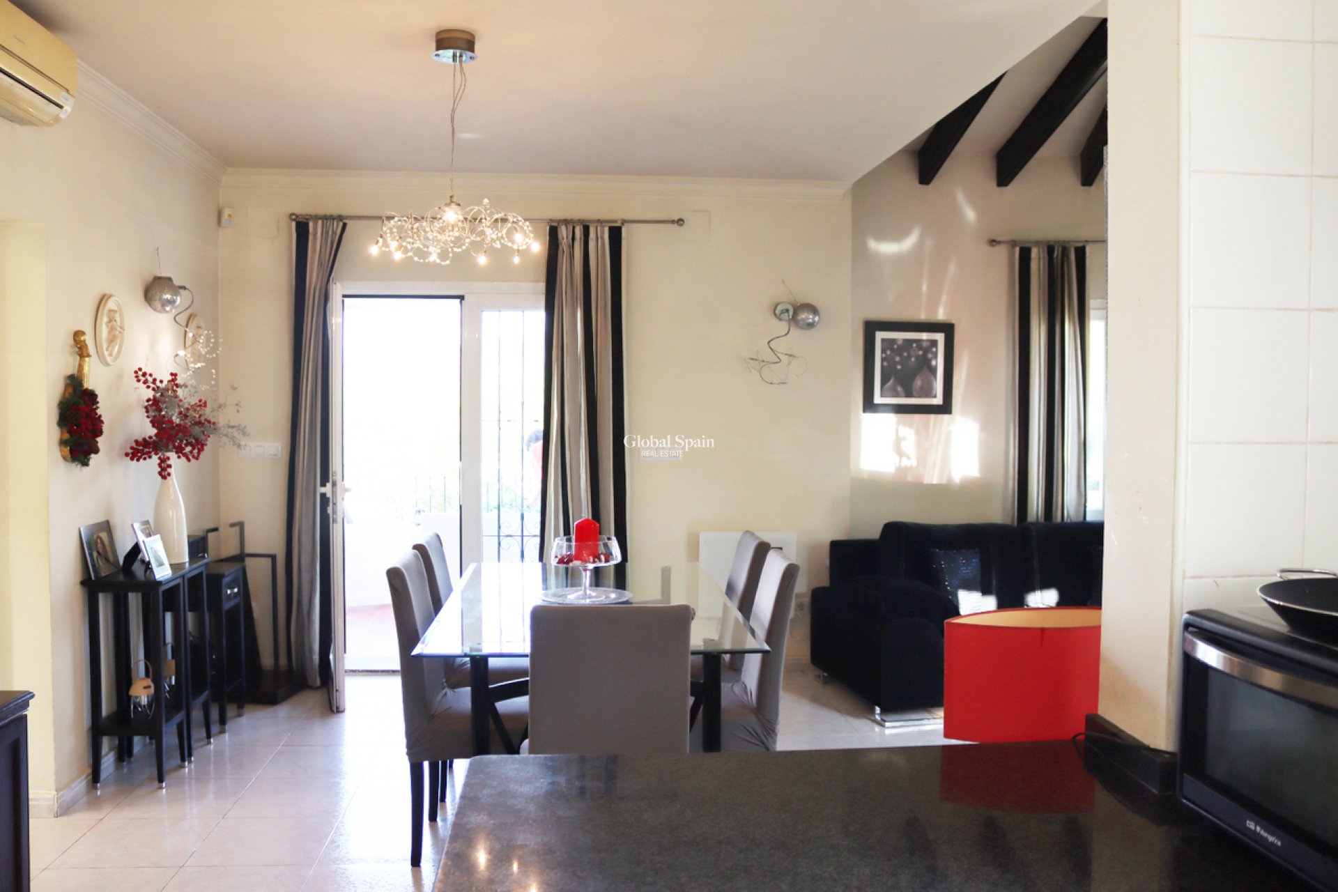 Wiederverkauf - VILLA -
MURCIA - Inland