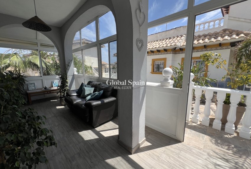 Wiederverkauf - Villa -
ORIHUELA - Costa Blanca Sur