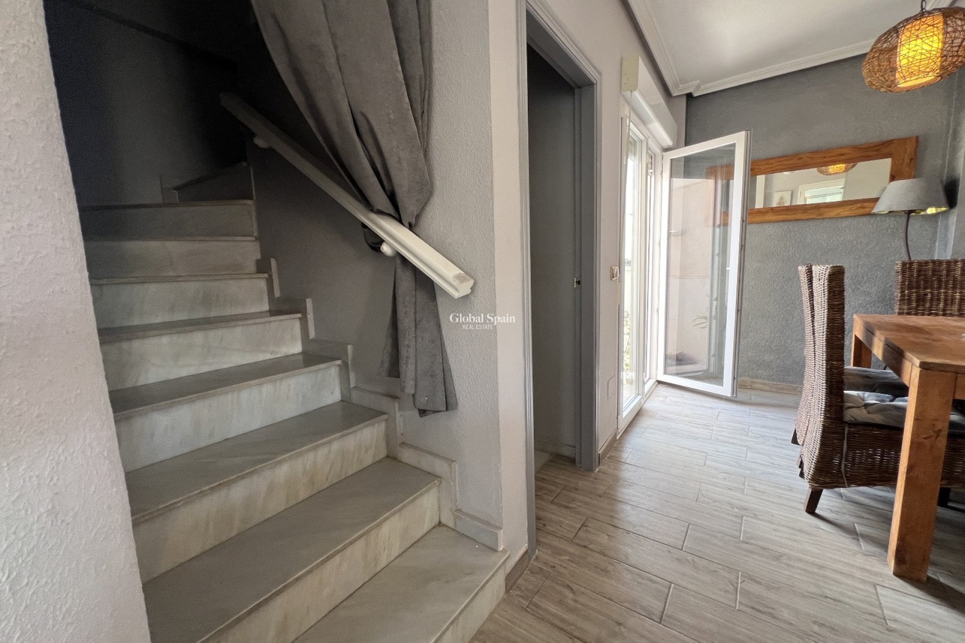 Wiederverkauf - Villa -
ORIHUELA - Costa Blanca Sur