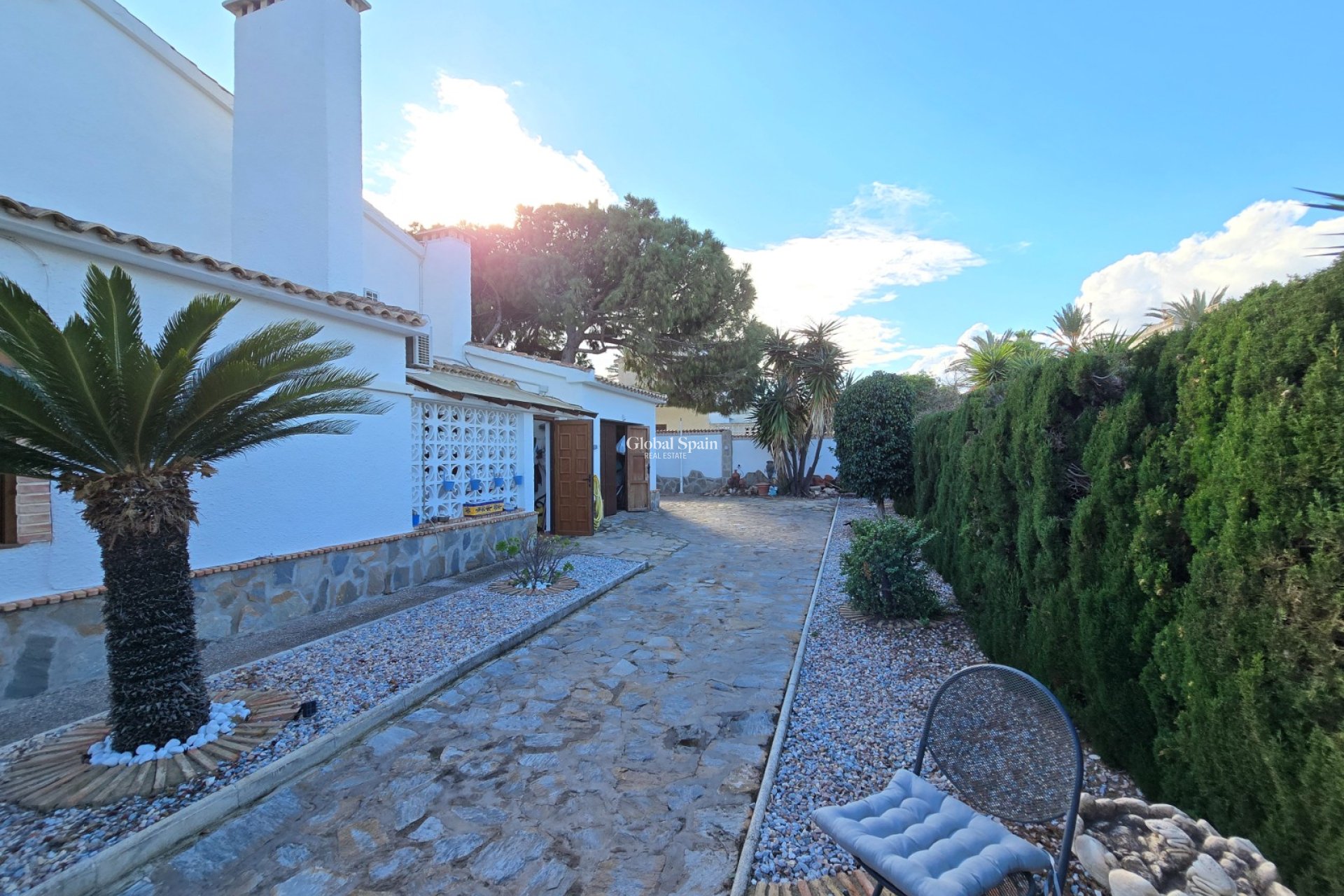 Wiederverkauf - Villa -
ORIHUELA COSTA - CABO ROIG