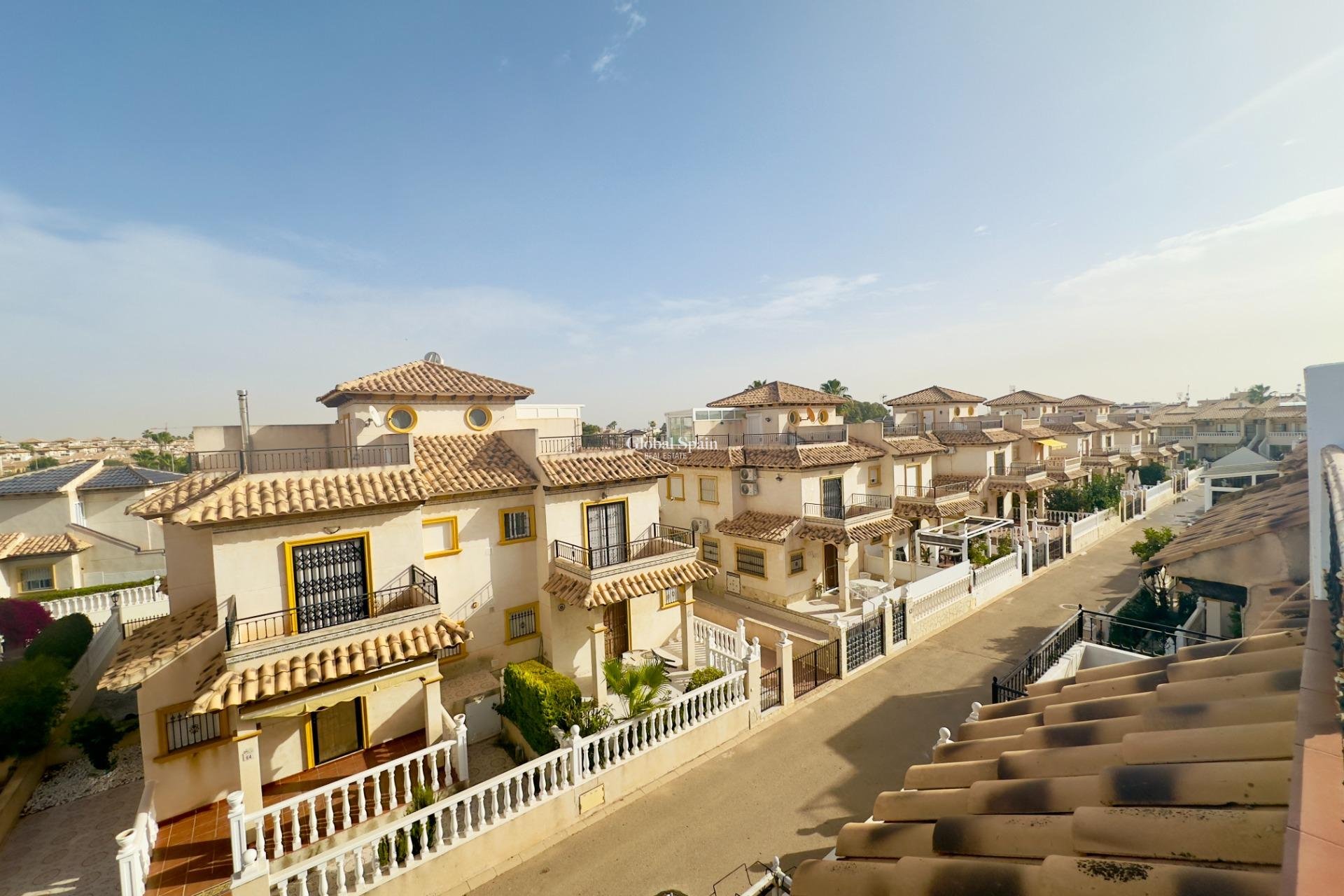 Wiederverkauf - VILLA -
ORIHUELA COSTA - CABO ROIG