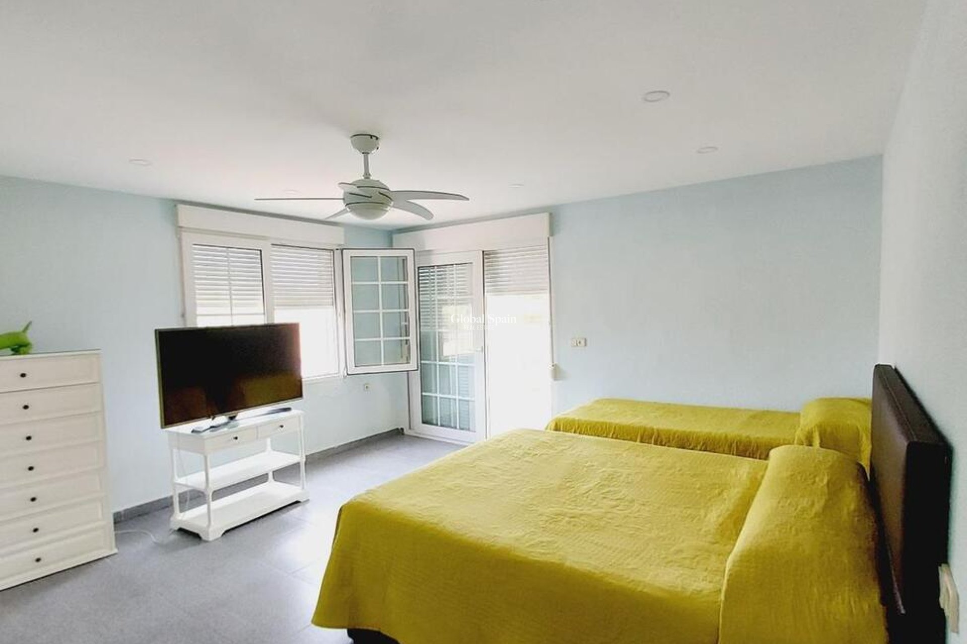 Wiederverkauf - VILLA -
ORIHUELA COSTA - CABO ROIG