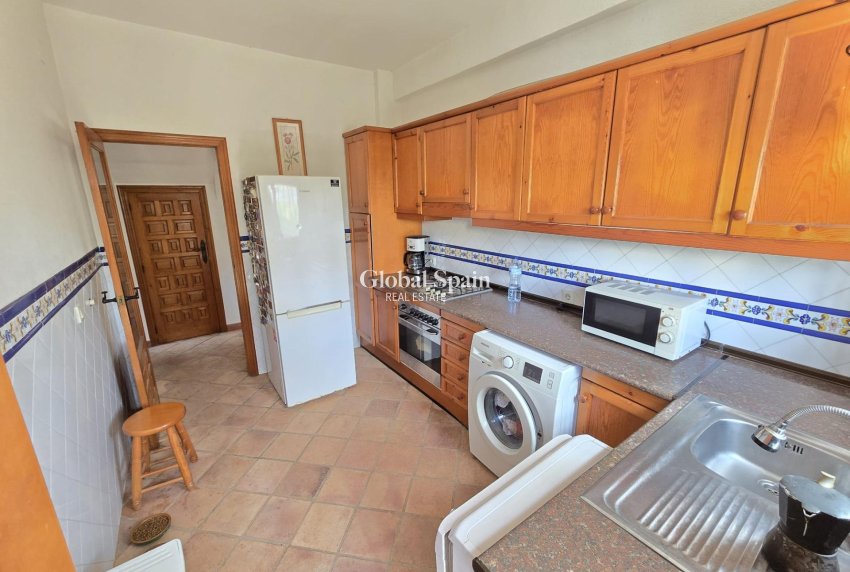 Wiederverkauf - VILLA -
ORIHUELA COSTA - CABO ROIG