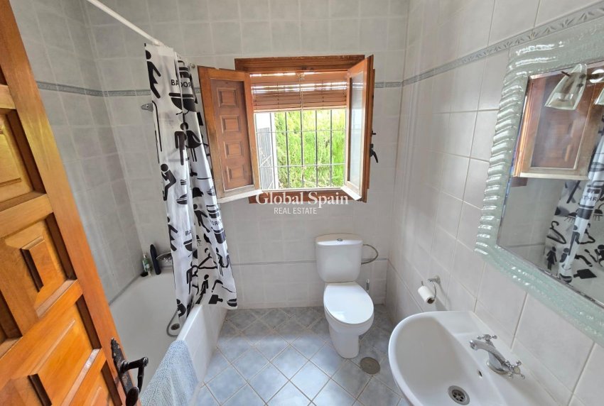 Wiederverkauf - VILLA -
ORIHUELA COSTA - CABO ROIG