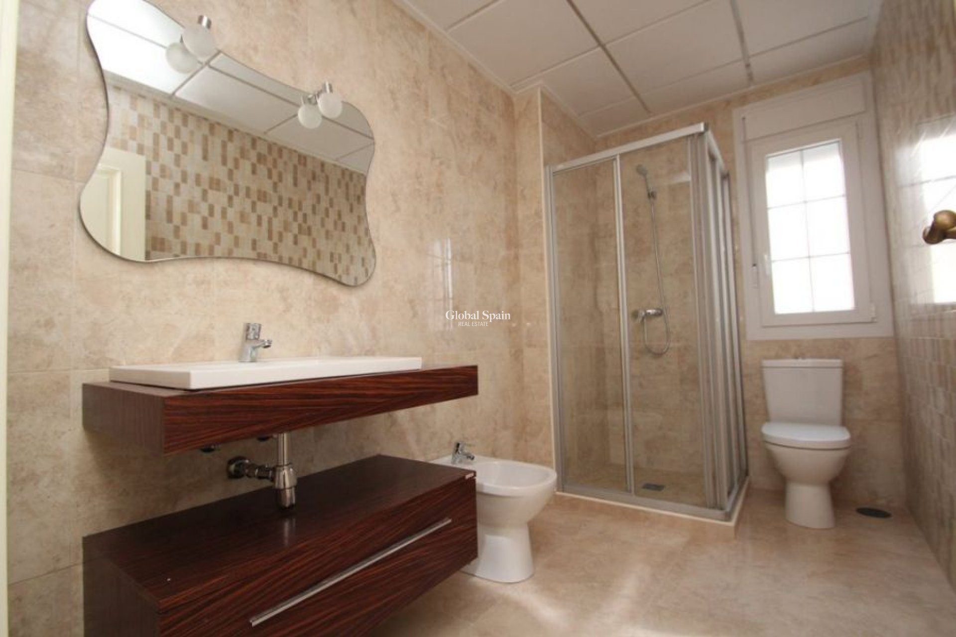 Wiederverkauf - Villa -
ORIHUELA COSTA - CABO ROIG