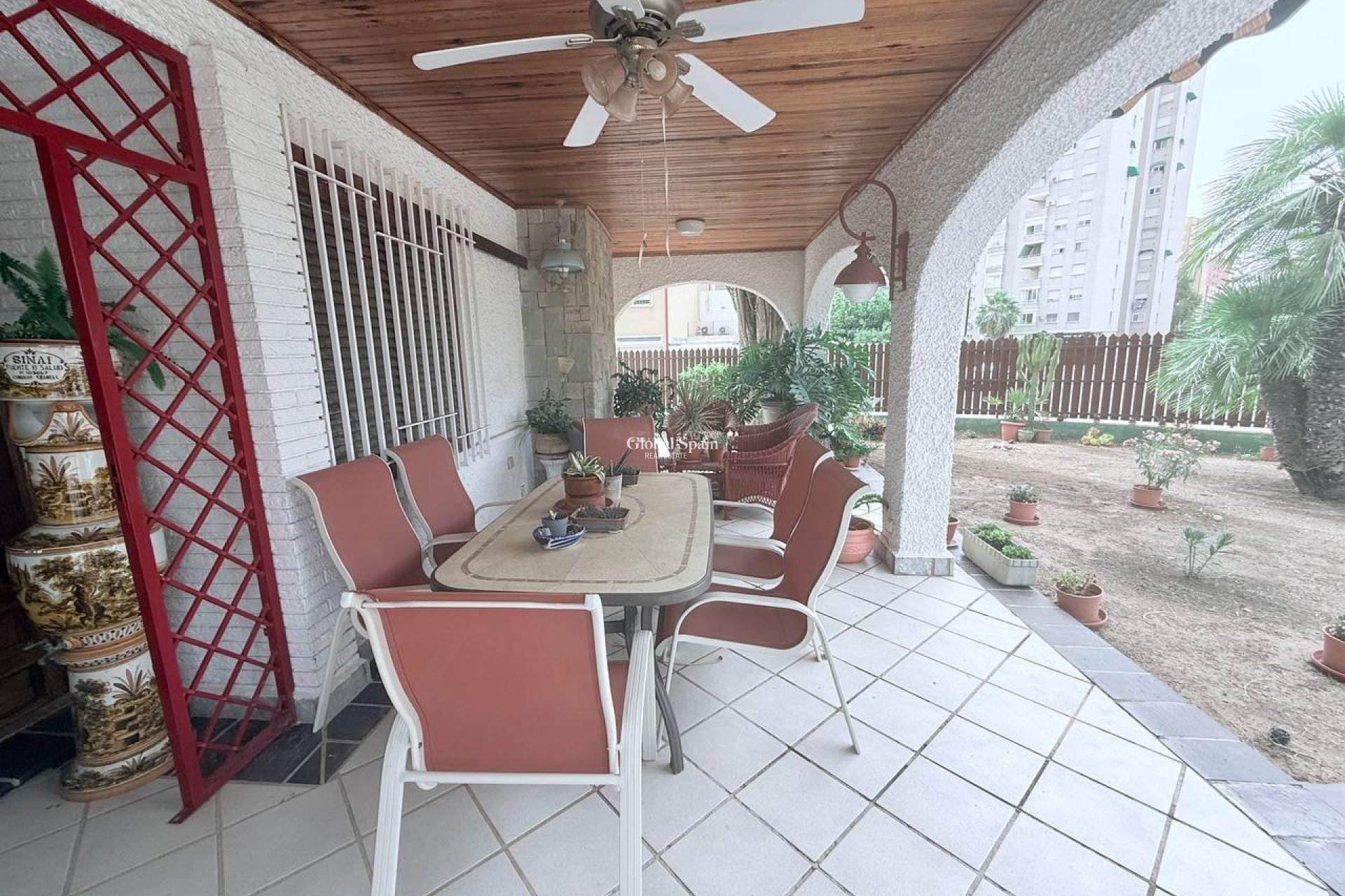 Wiederverkauf - VILLA -
ORIHUELA COSTA - CAMPOAMOR