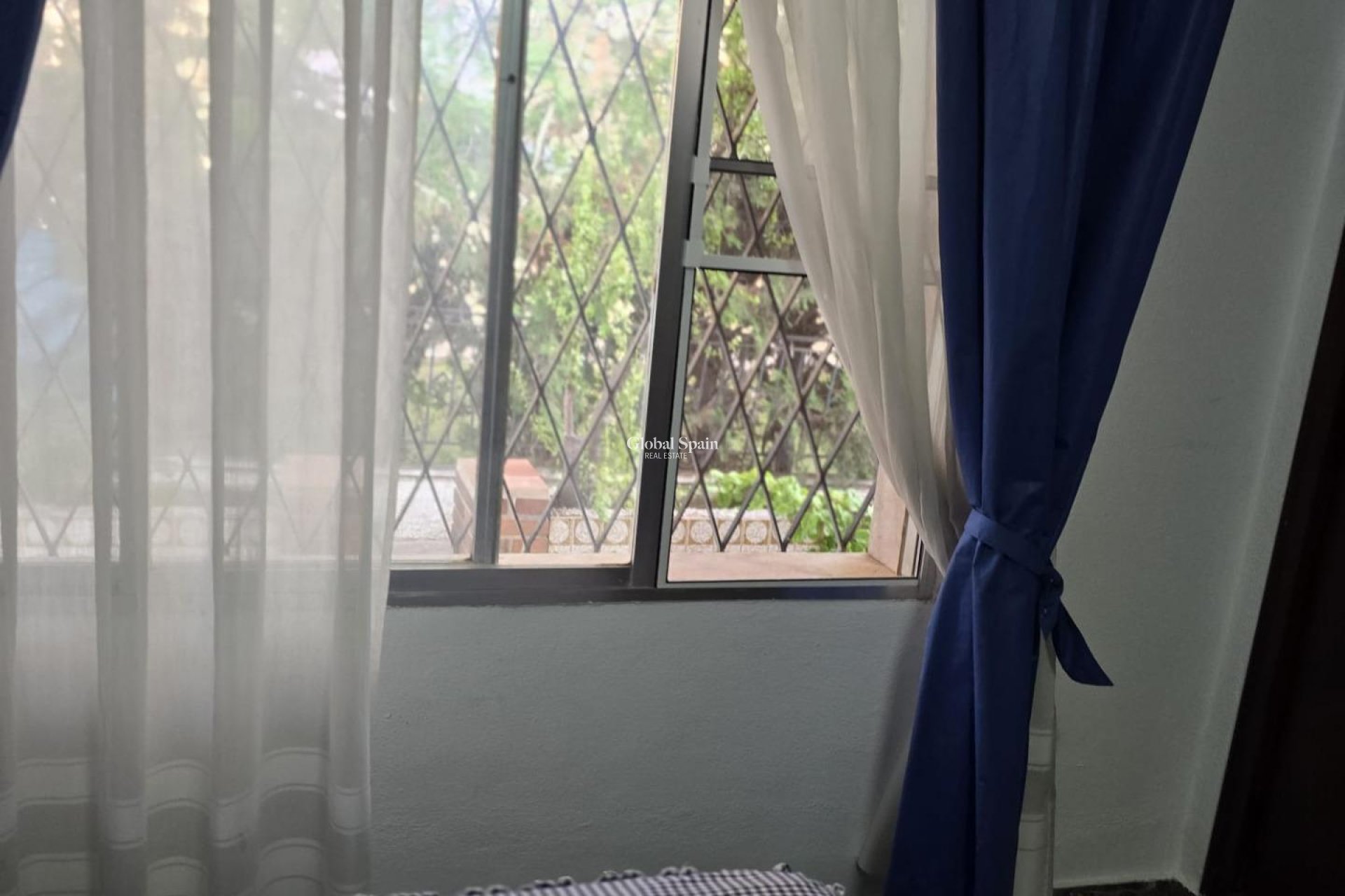 Wiederverkauf - VILLA -
ORIHUELA COSTA - CAMPOAMOR