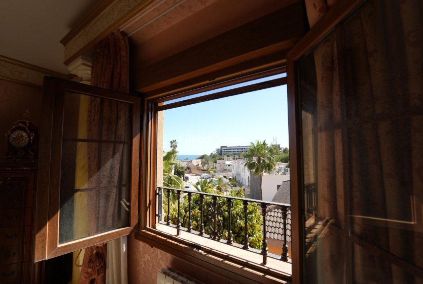 Wiederverkauf - VILLA -
ORIHUELA COSTA - CAMPOAMOR