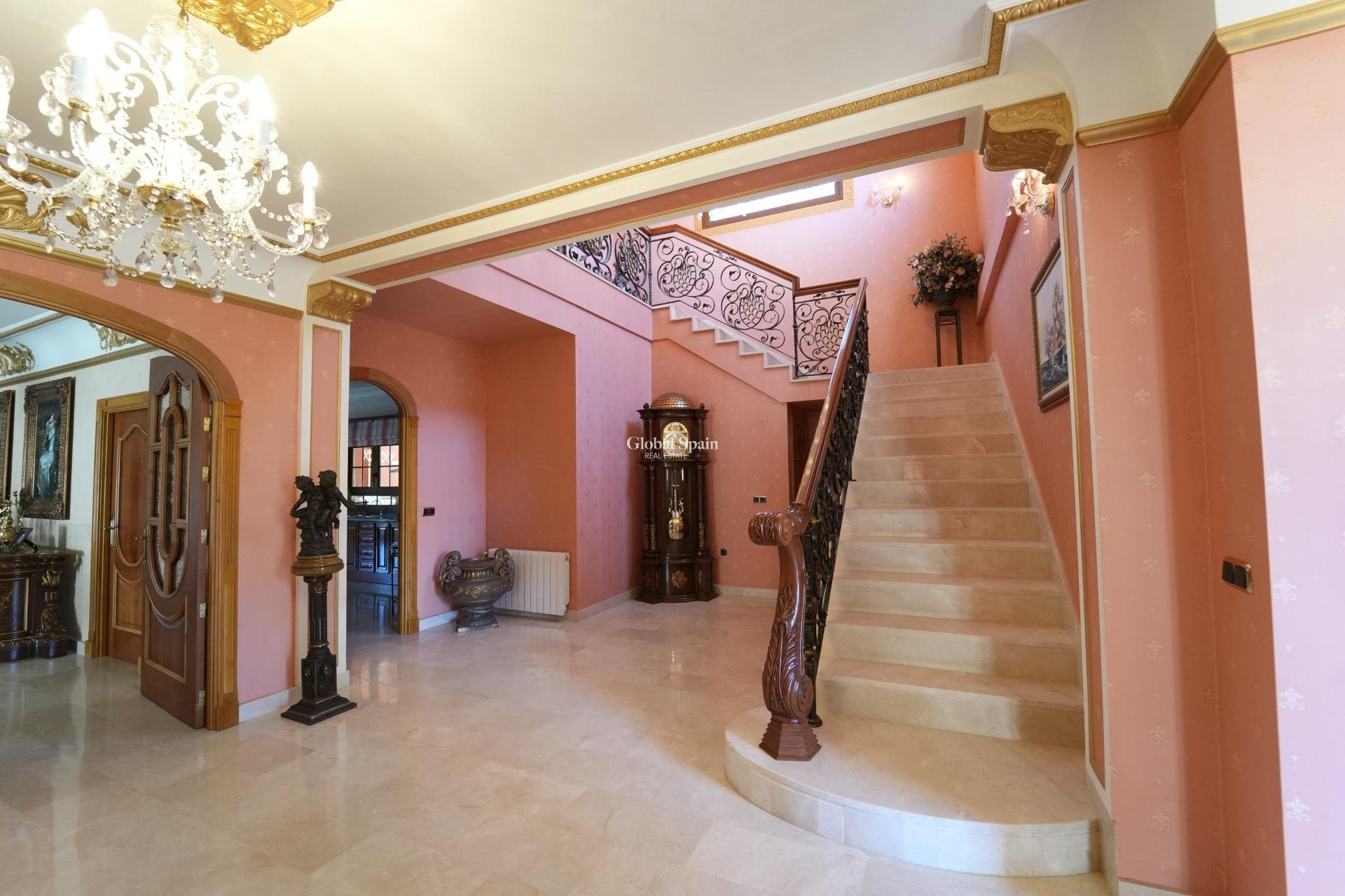 Wiederverkauf - VILLA -
ORIHUELA COSTA - CAMPOAMOR