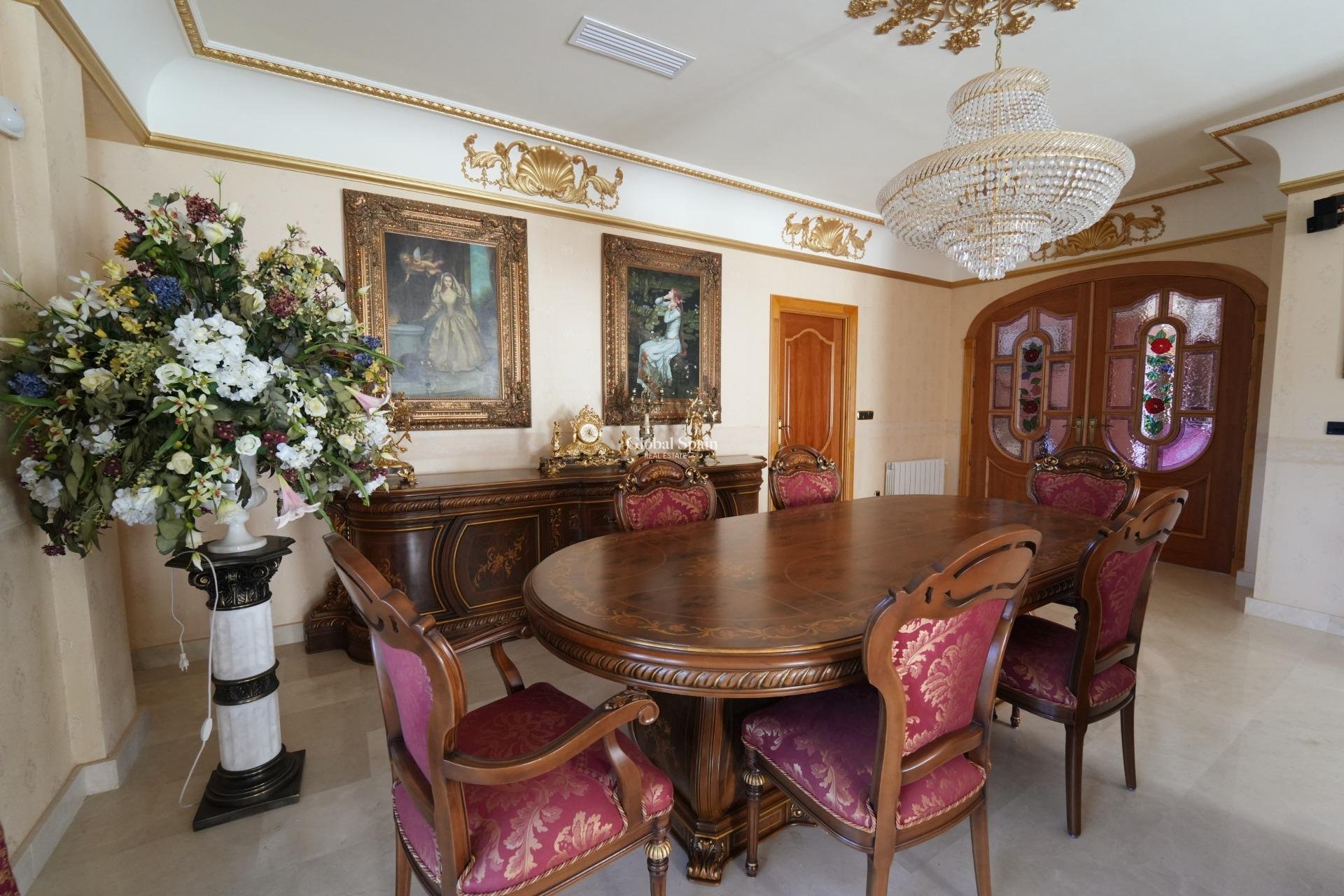 Wiederverkauf - VILLA -
ORIHUELA COSTA - CAMPOAMOR