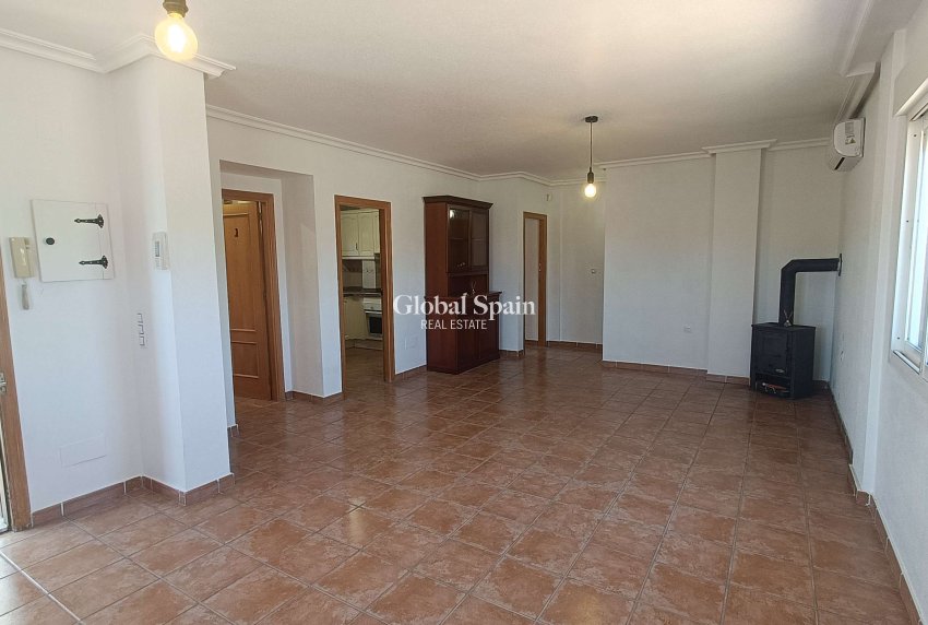 Wiederverkauf - VILLA -
ORIHUELA COSTA - Castillo de Don Juan