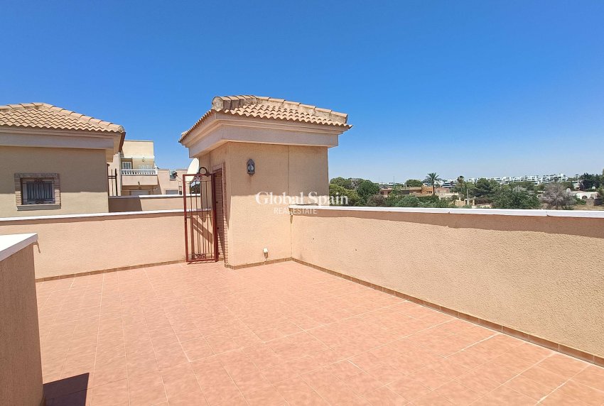Wiederverkauf - VILLA -
ORIHUELA COSTA - Castillo de Don Juan
