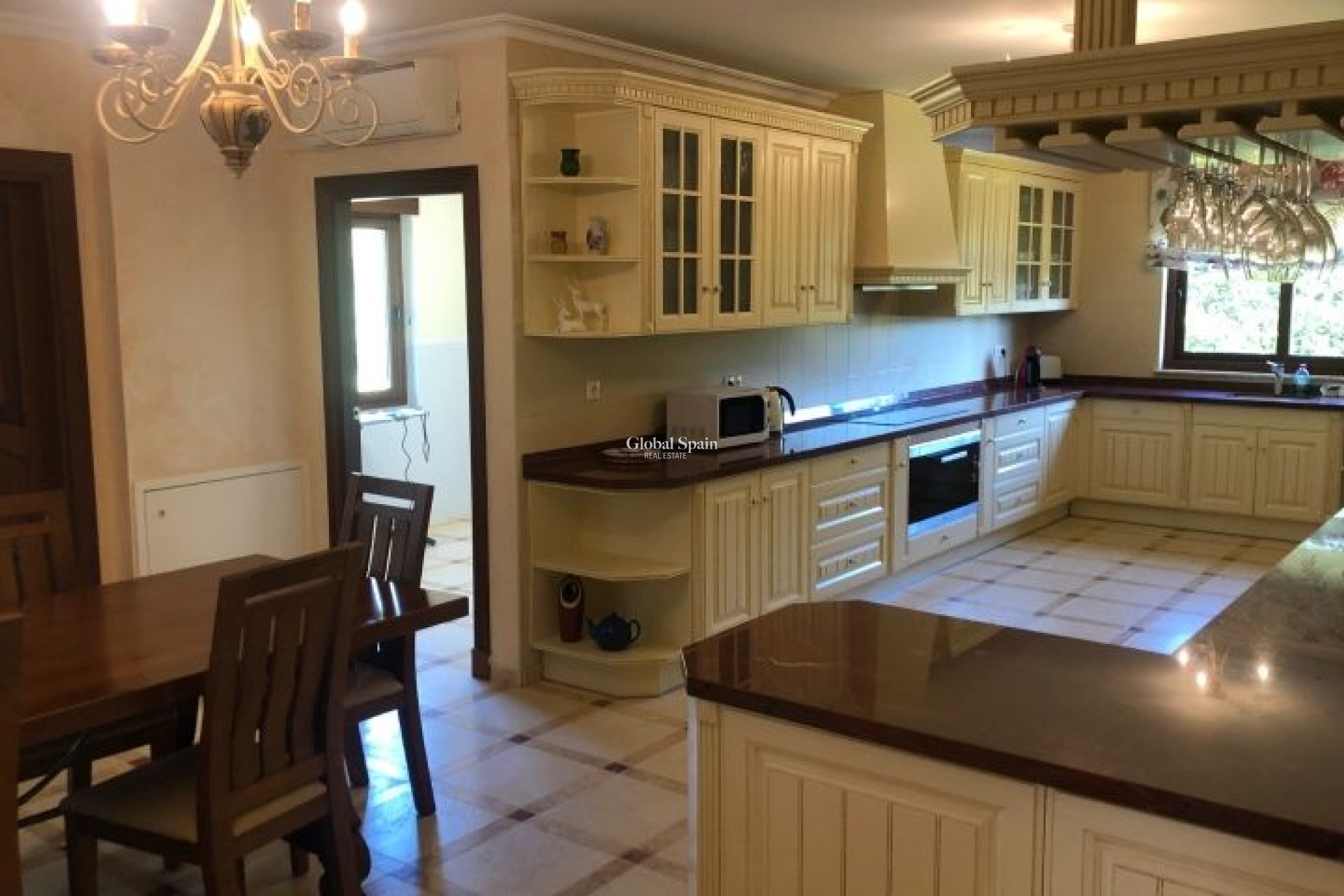 Wiederverkauf - VILLA -
ORIHUELA COSTA - Costa Blanca