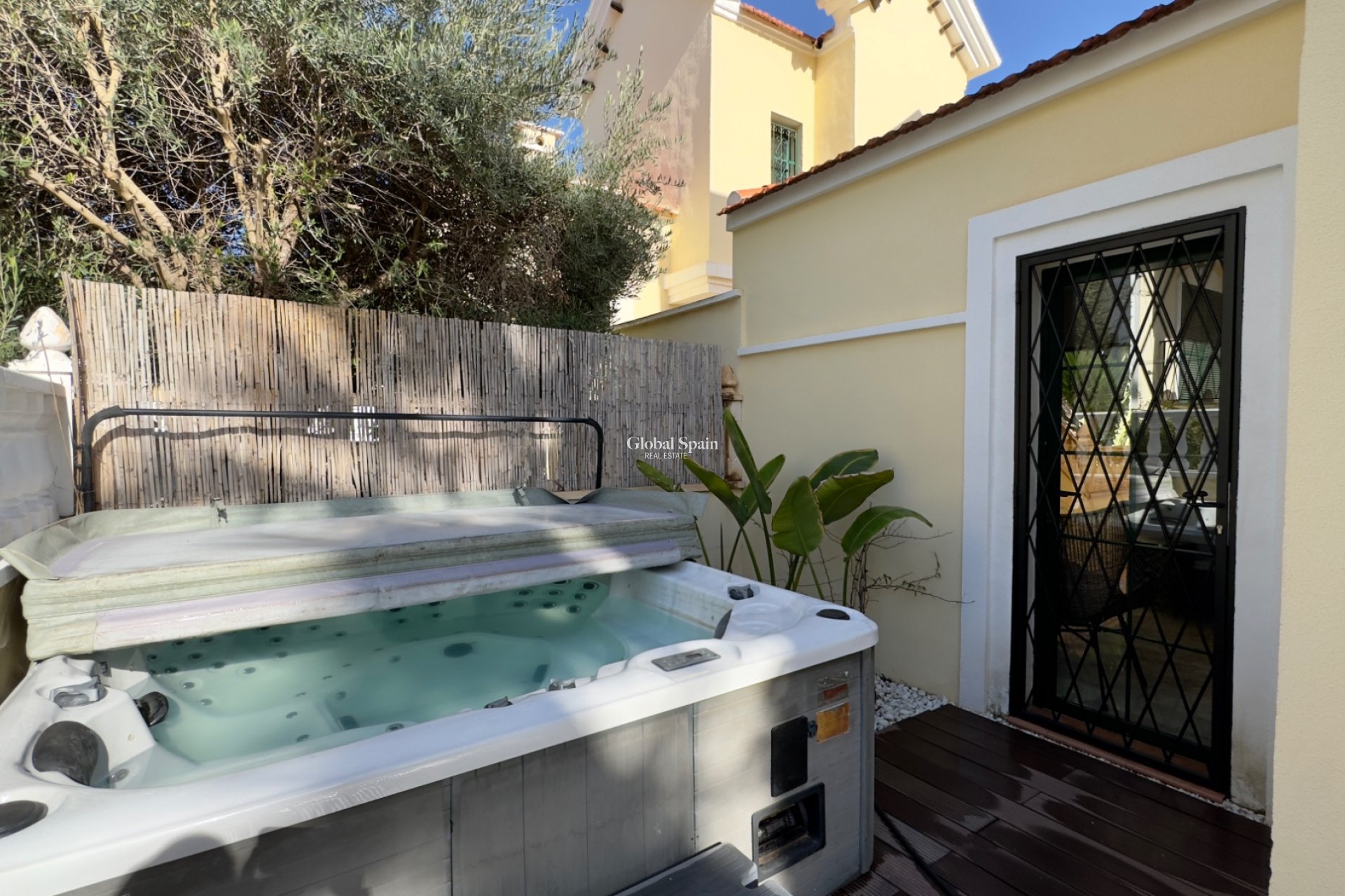 Wiederverkauf - VILLA -
ORIHUELA COSTA - Costa Blanca