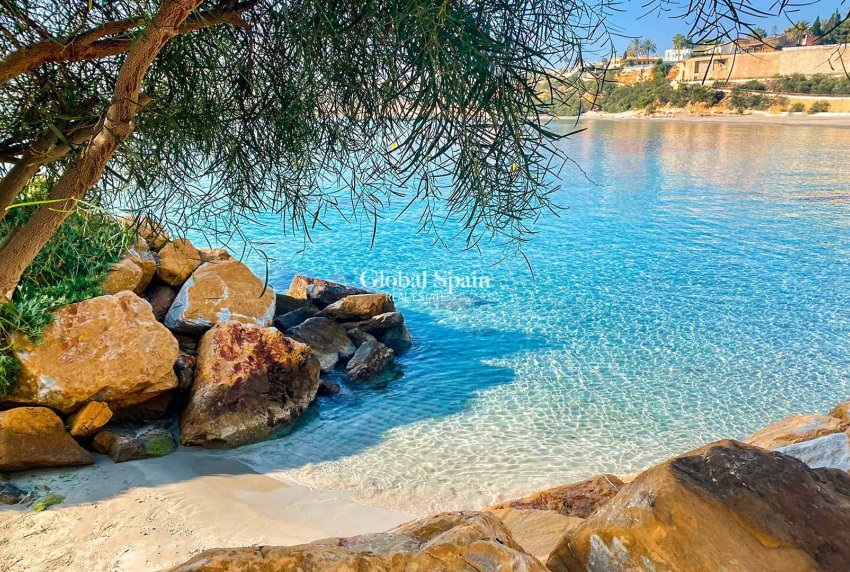 Wiederverkauf - VILLA -
ORIHUELA COSTA - Costa Blanca