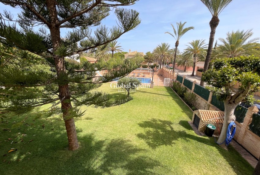 Wiederverkauf - VILLA -
ORIHUELA COSTA - Costa Blanca