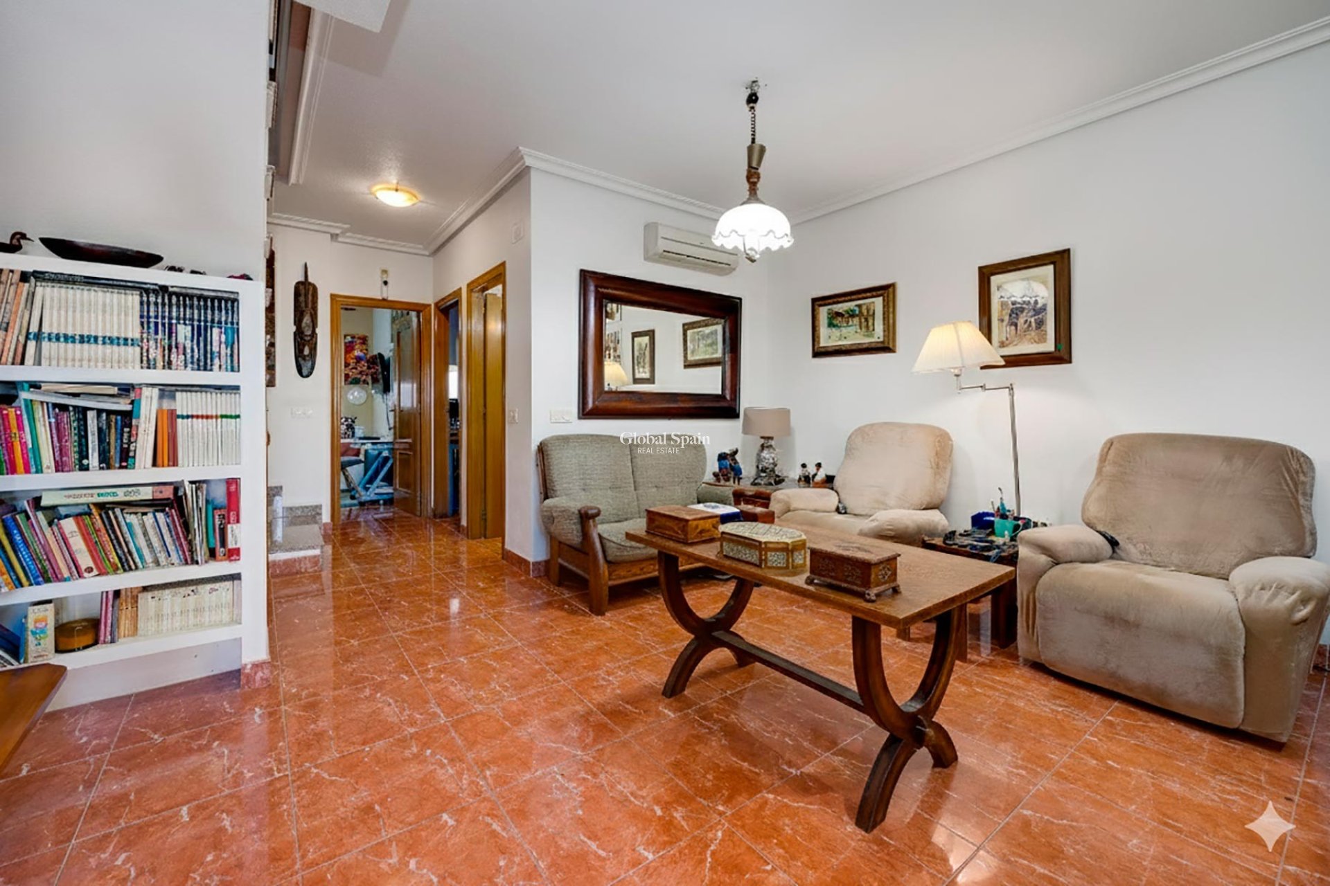 Wiederverkauf - VILLA -
ORIHUELA COSTA - Costa Blanca