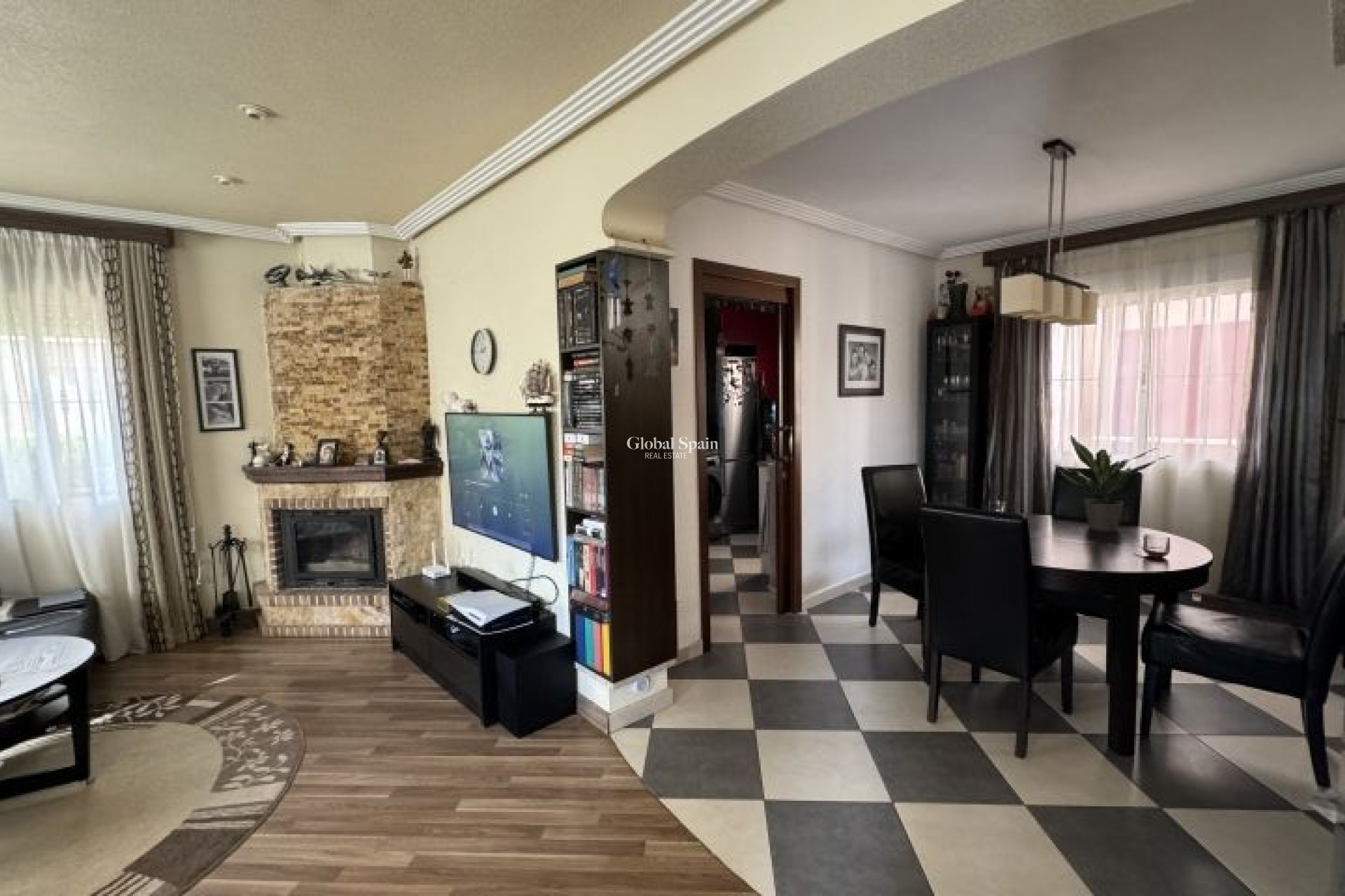 Wiederverkauf - VILLA -
ORIHUELA COSTA - Costa Blanca