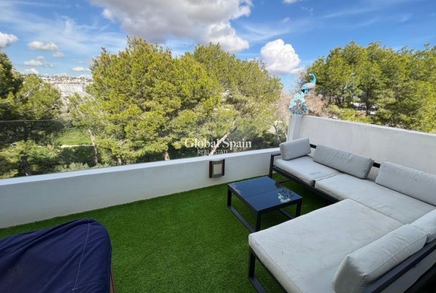 Wiederverkauf - VILLA -
ORIHUELA COSTA - Costa Blanca