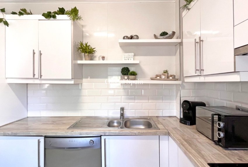 Wiederverkauf - VILLA -
ORIHUELA COSTA - Costa Blanca