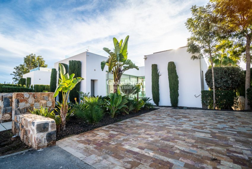 Wiederverkauf - VILLA -
ORIHUELA COSTA - Costa Blanca