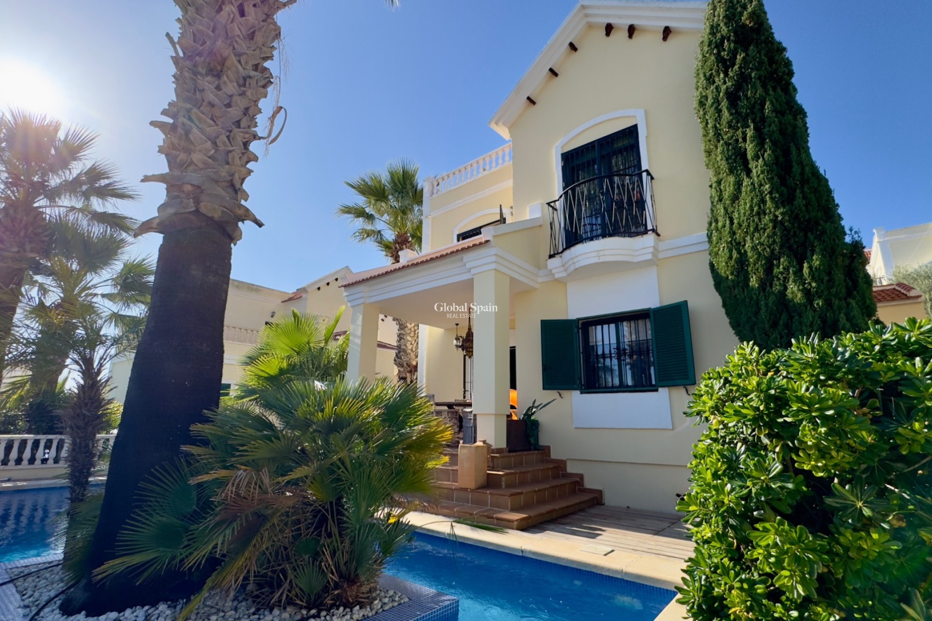 Wiederverkauf - VILLA -
ORIHUELA COSTA - Costa Blanca