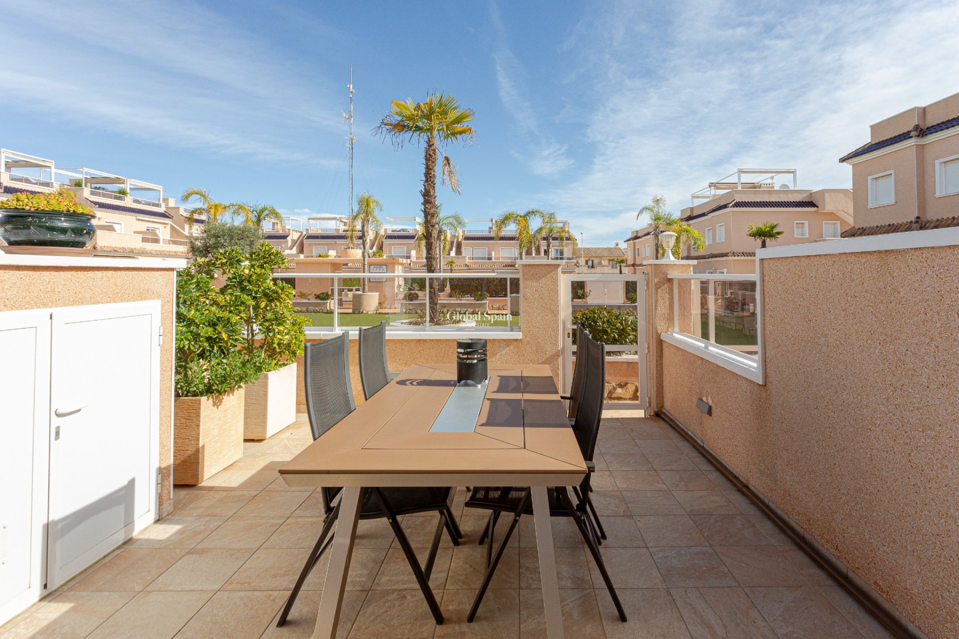 Wiederverkauf - VILLA -
ORIHUELA COSTA - Costa Blanca