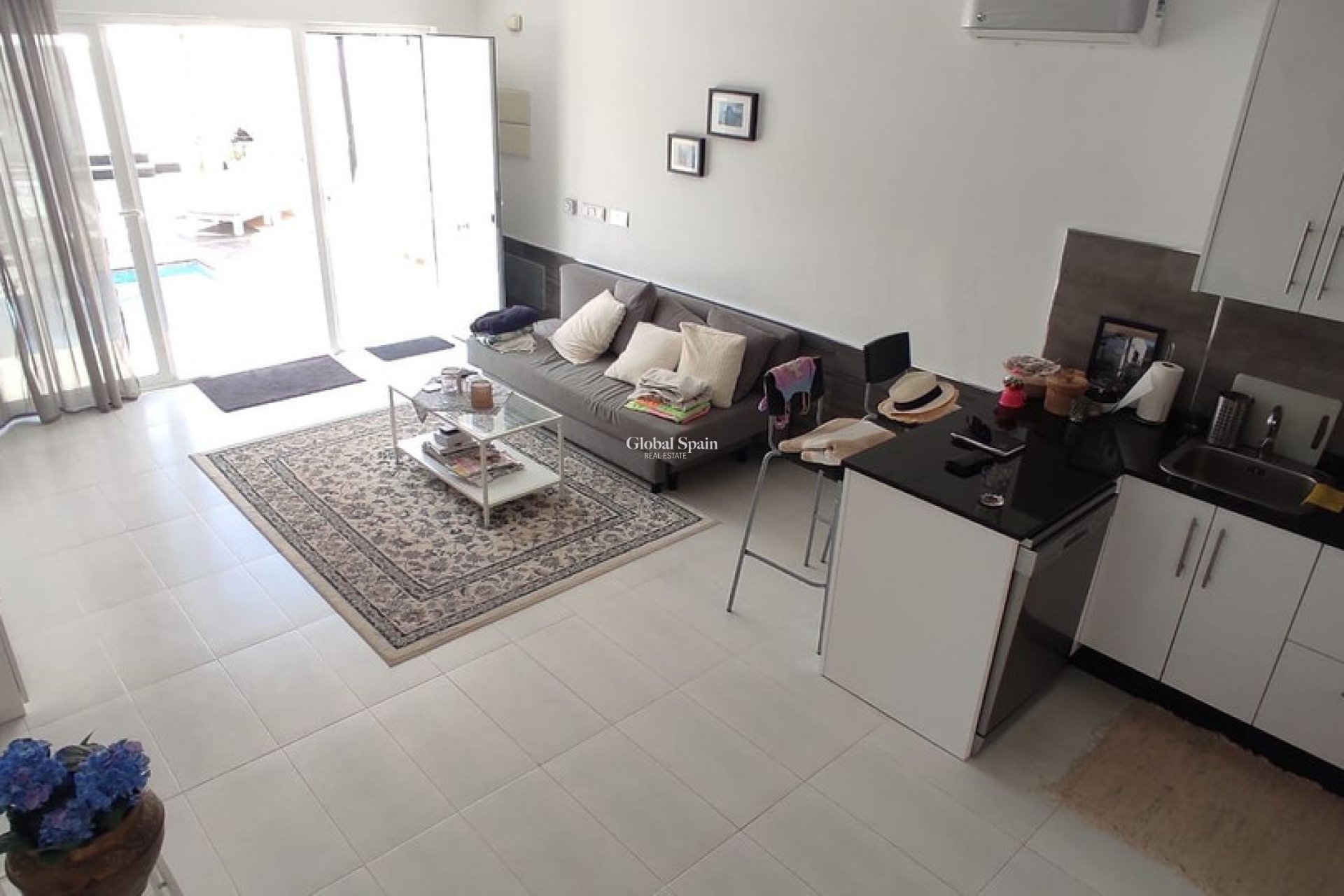 Wiederverkauf - VILLA -
ORIHUELA COSTA - Costa Blanca