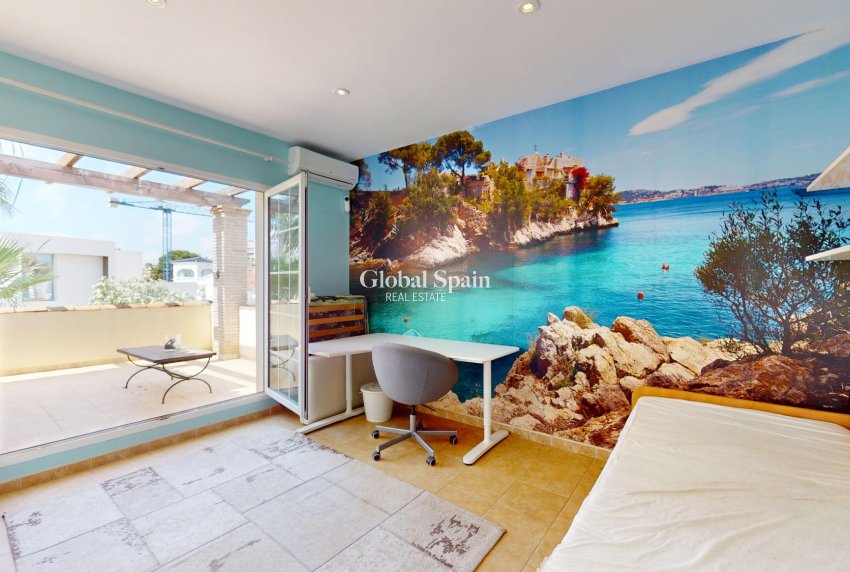 Wiederverkauf - VILLA -
ORIHUELA COSTA - Costa Blanca