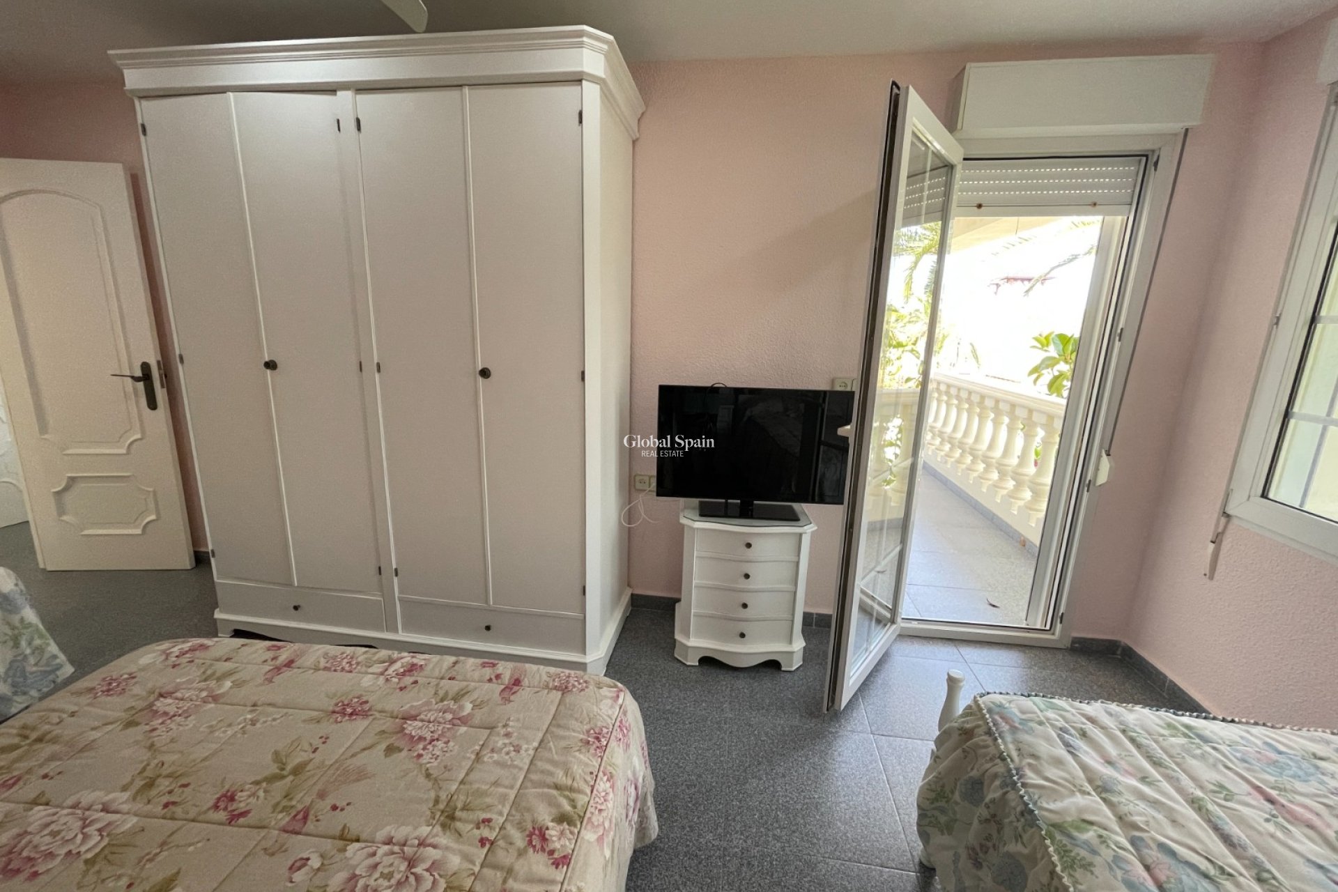 Wiederverkauf - VILLA -
ORIHUELA COSTA - Costa Blanca